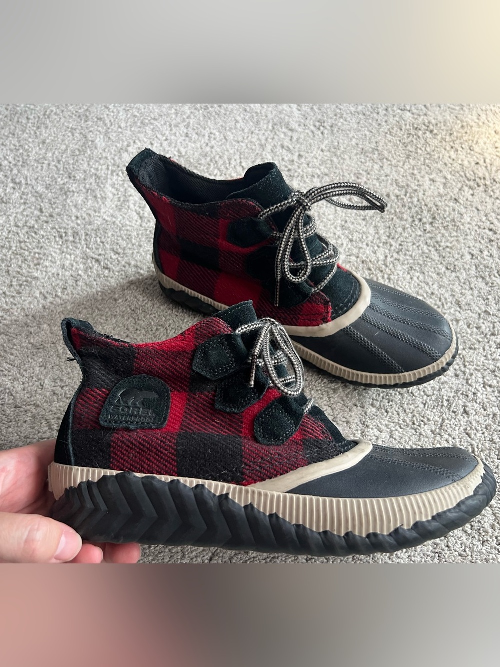 SOREL Out N About Duck Boots Size 7.5 Red Black Buffalo Plaid S NL3403